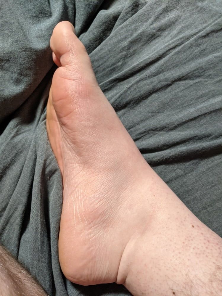 Feet Pictures #2 33 feet Pictures to cum on it 