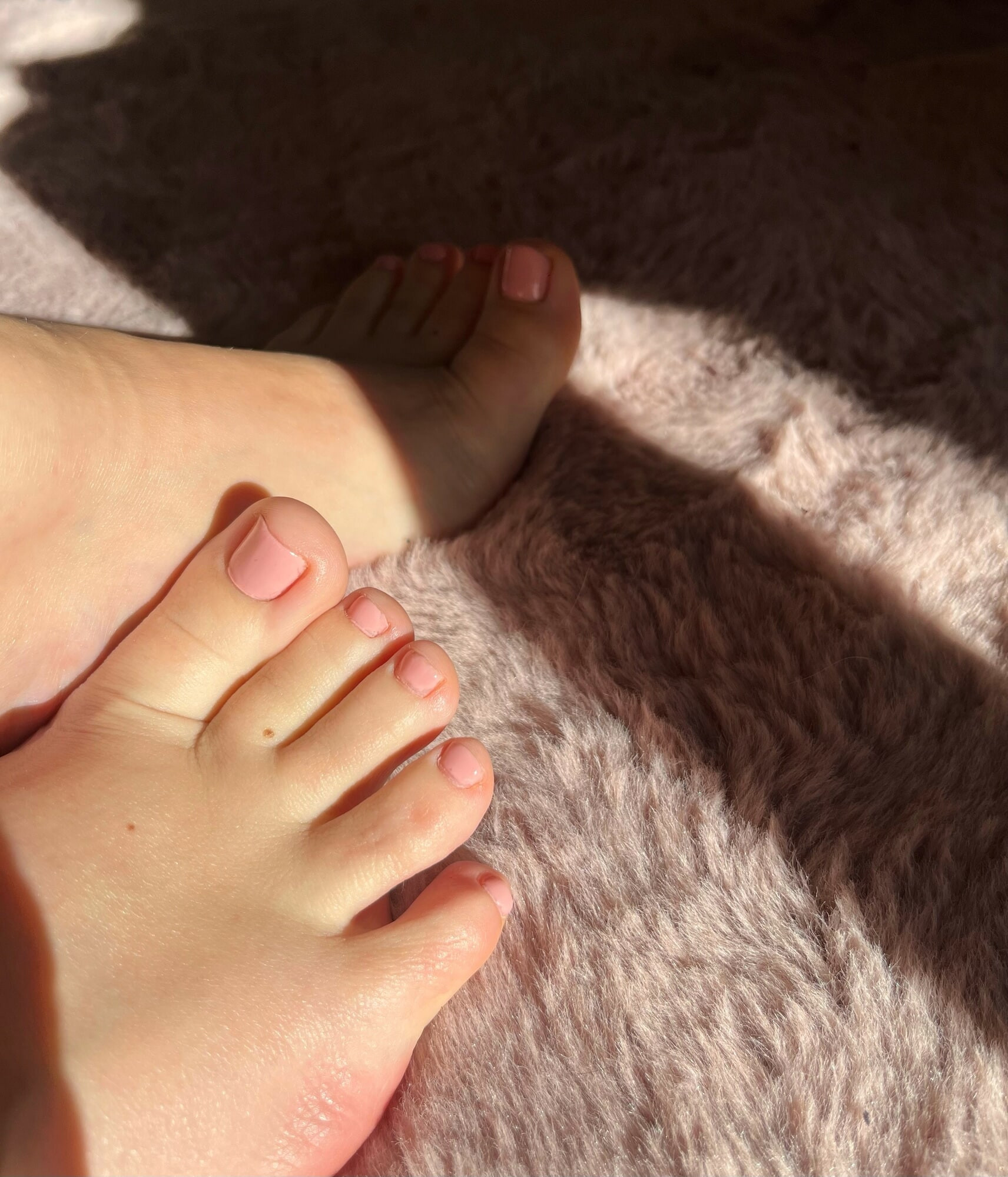 Feet 