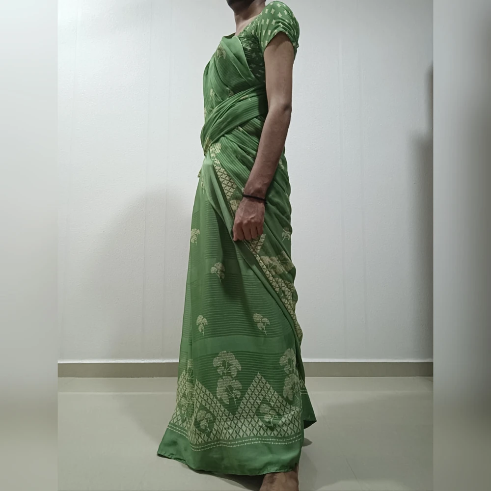 Wear green saree