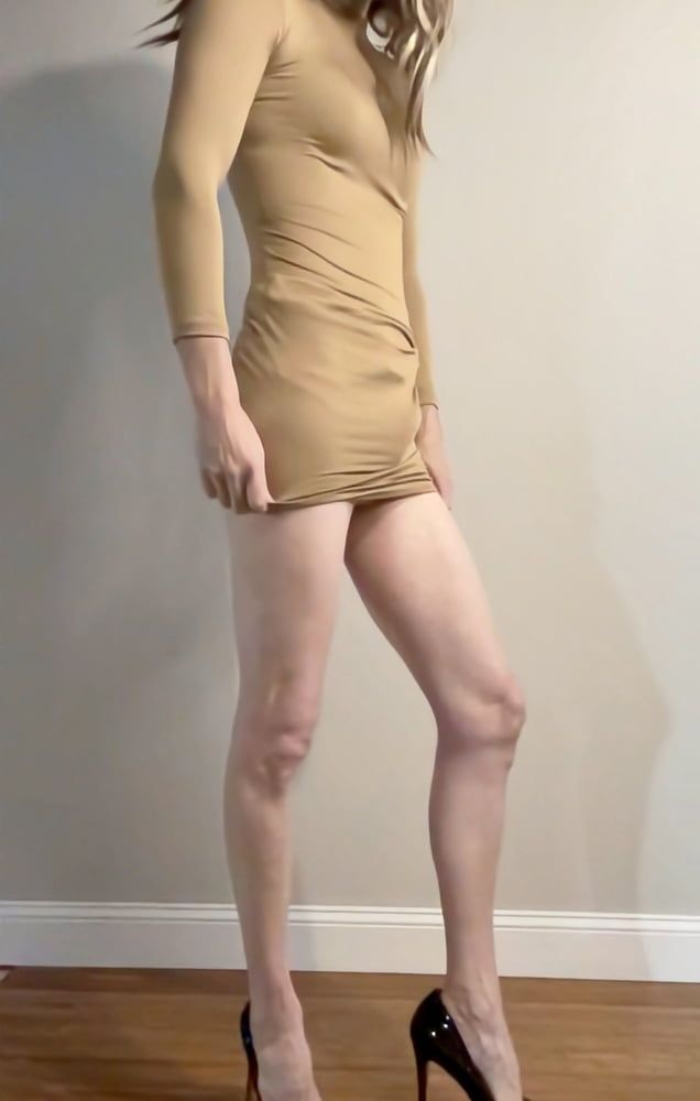 A tight little dress #4