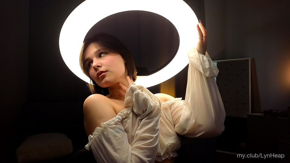 Lilly  Free Photos #3