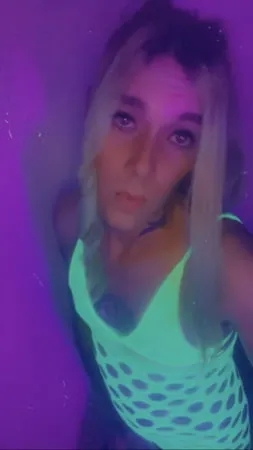 blacklight minidress babe         