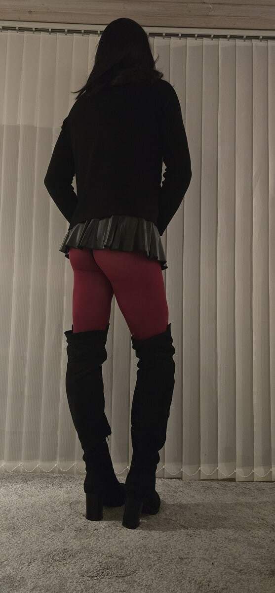 New dress, skirt and pantyhose. #3