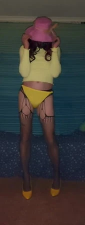 yellow lil fuck toy shorts         