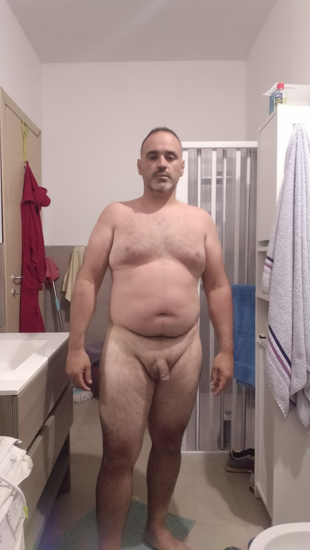 Ragazzo mostra il suo pisellino minuscolo  #25