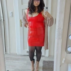 Latex crosdresser