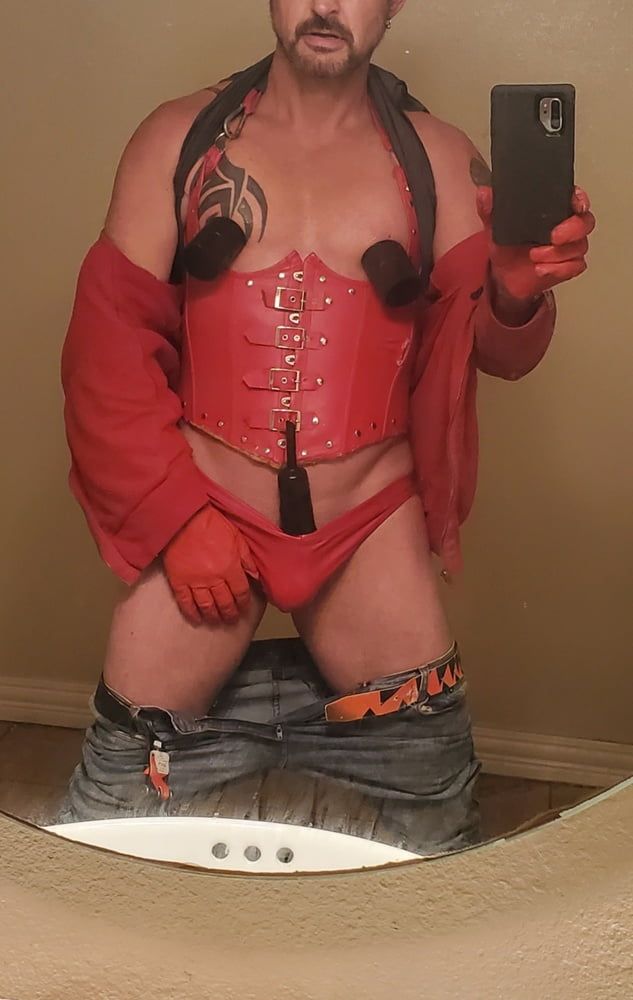 Red corset & gloves #2