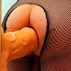 Mesh tights and strong back