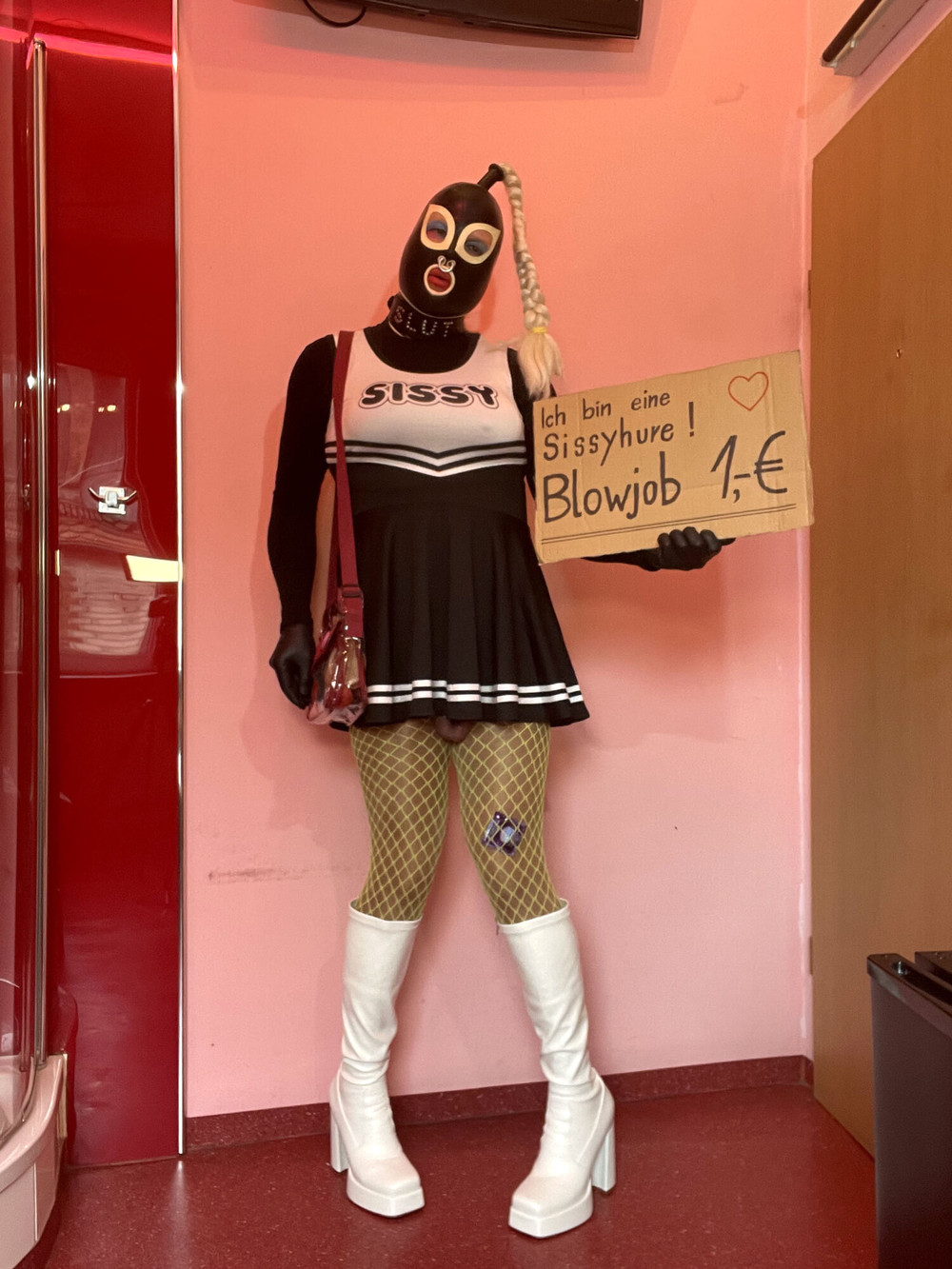 Sissy Monique - In the redlight district #8