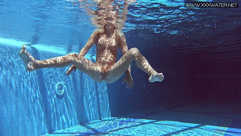  Mary Kalisy Pt.1 Underwater Swimming Pool Erotics #14