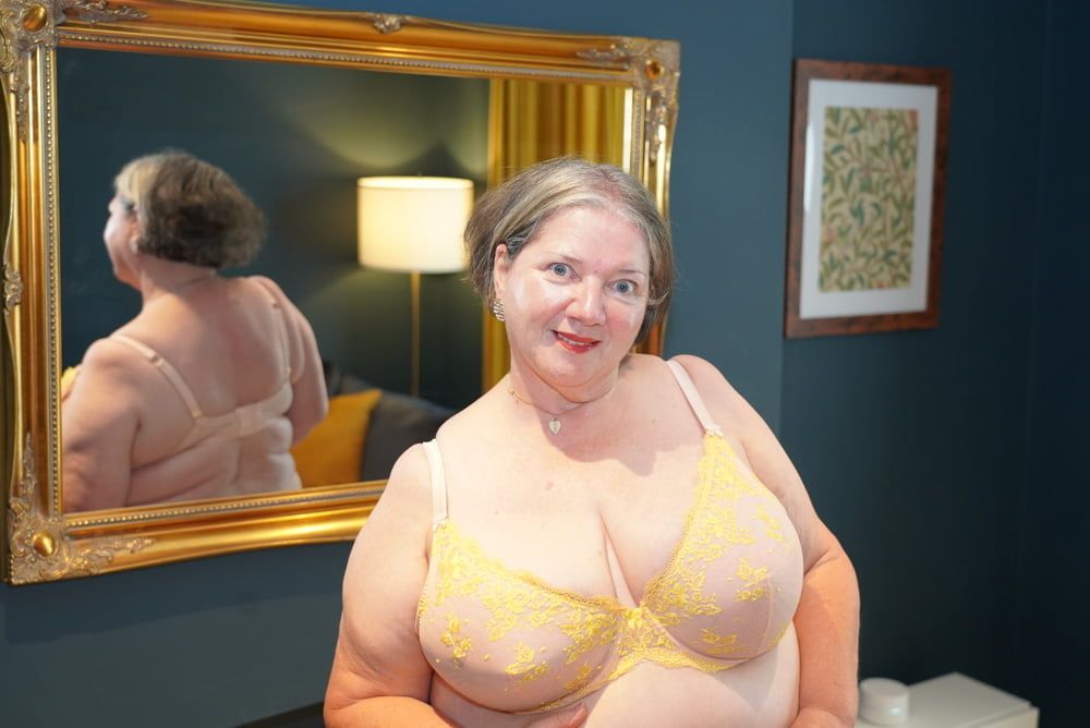 Chris44g Peach &amp; Apricot Lingerie #29