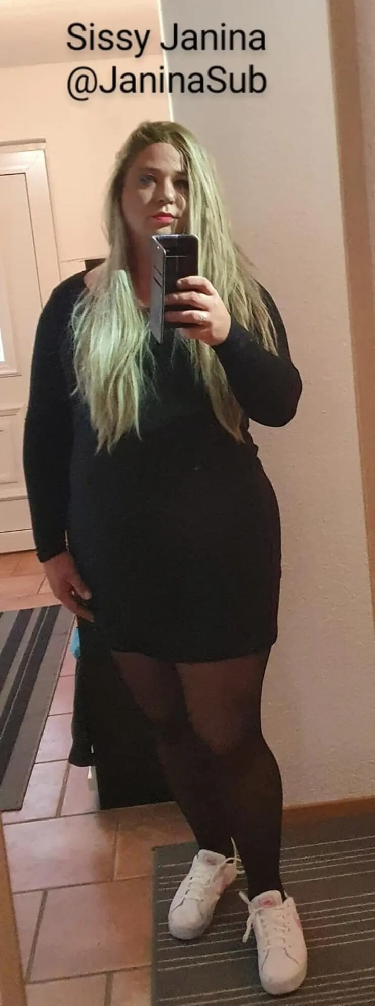 Crossdresser Janina exposed
