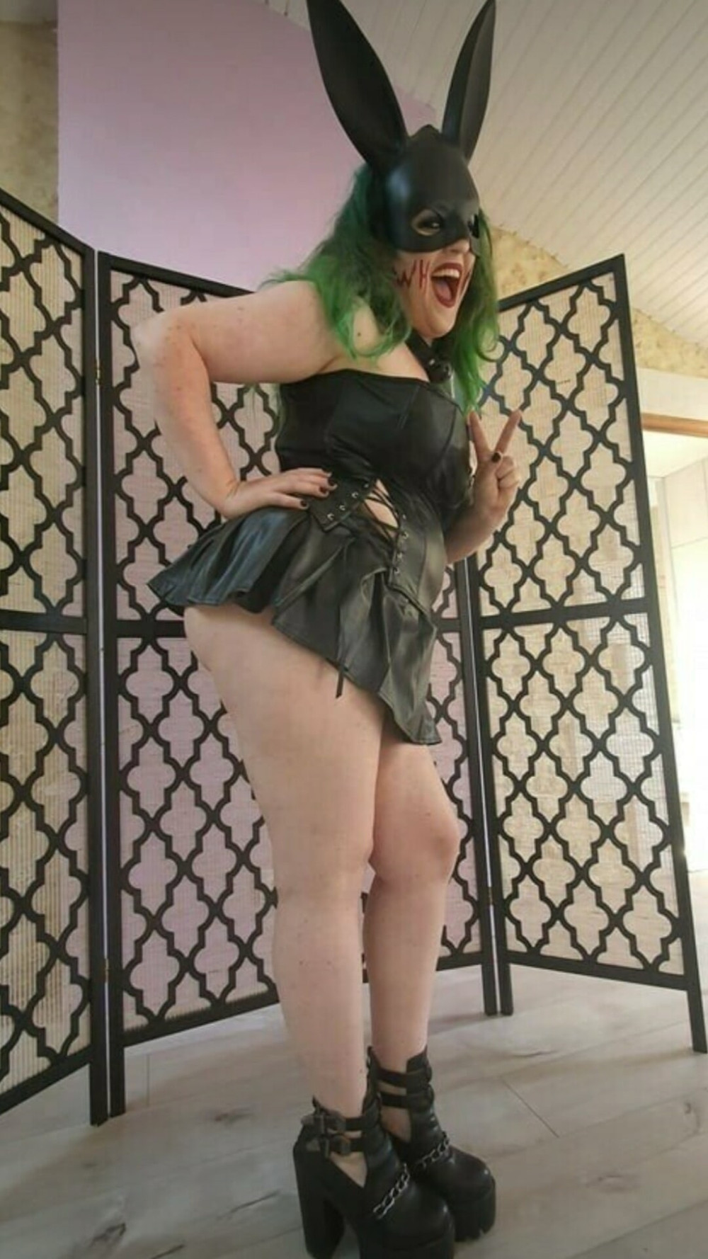 Chubby  MILF Amy Leaf- Whore #17