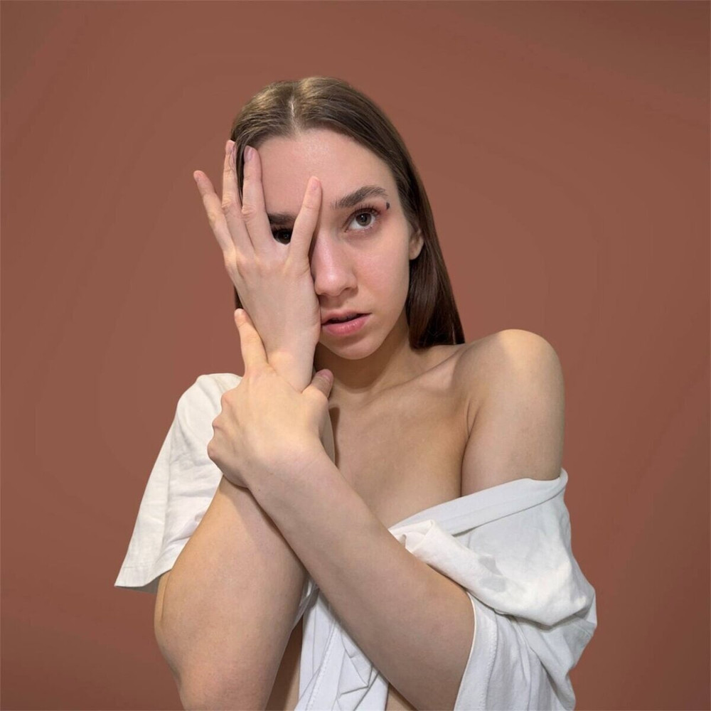 Agatha Free Photos #22