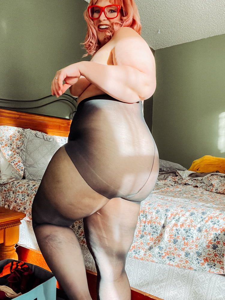 BBW in black pantyhose pulling them up over my fat ass #5