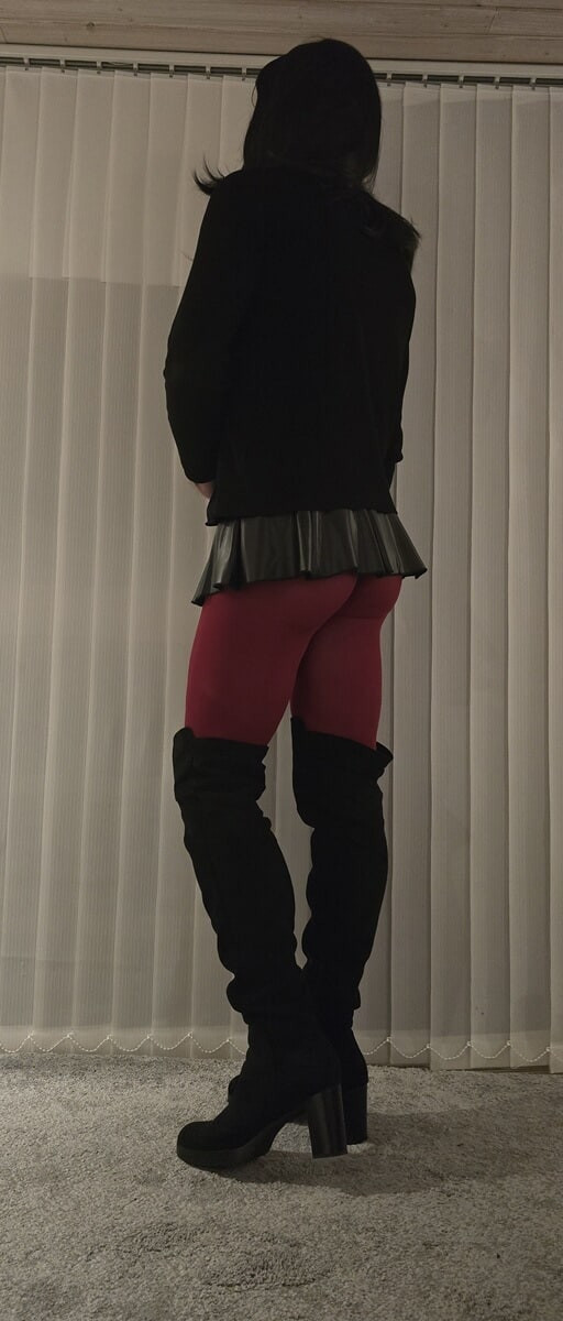 New dress, skirt and pantyhose. #2