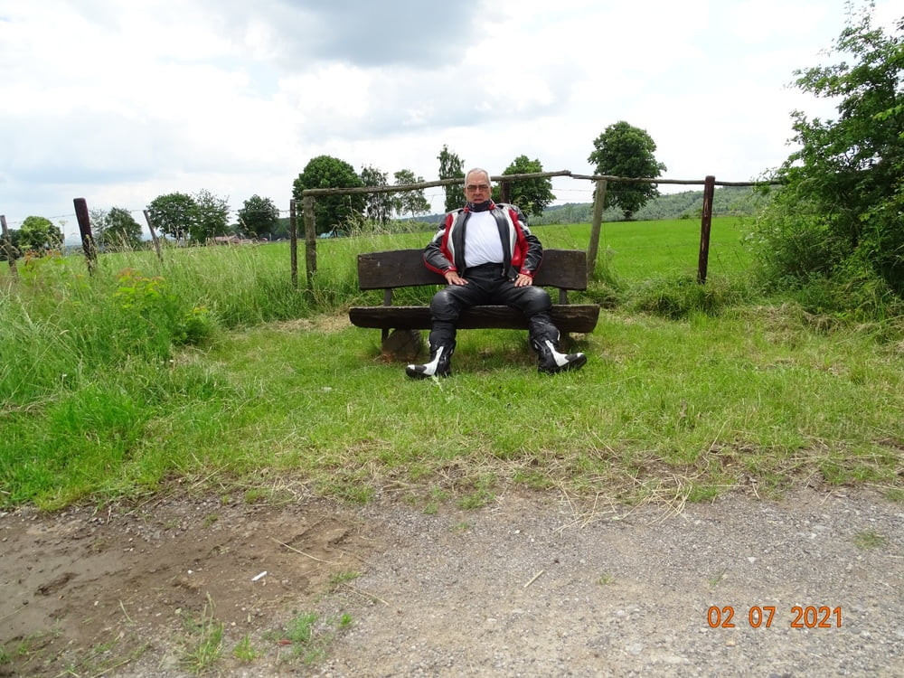 Lederbiker Persoenlich -03 #12