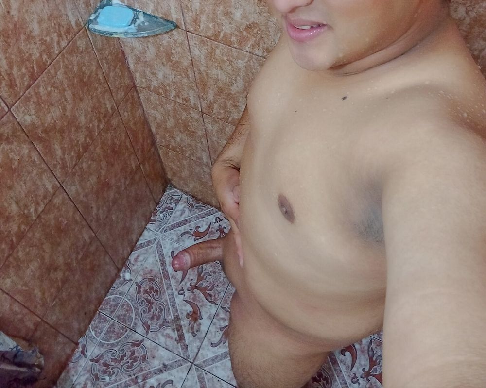 SelfiesNudes with my Erect Penis under my Shower 01