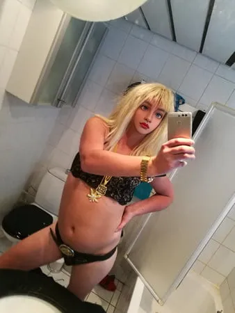 dutch cyber sissy tranny slut famke james         