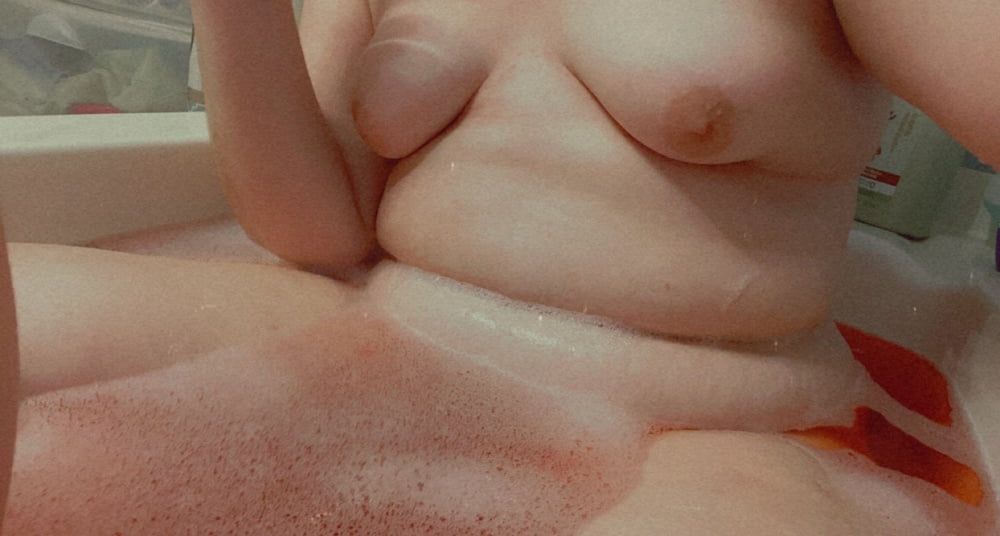 Sexy 18 year old teen BBW Lilac takes hot wet shower photos #14