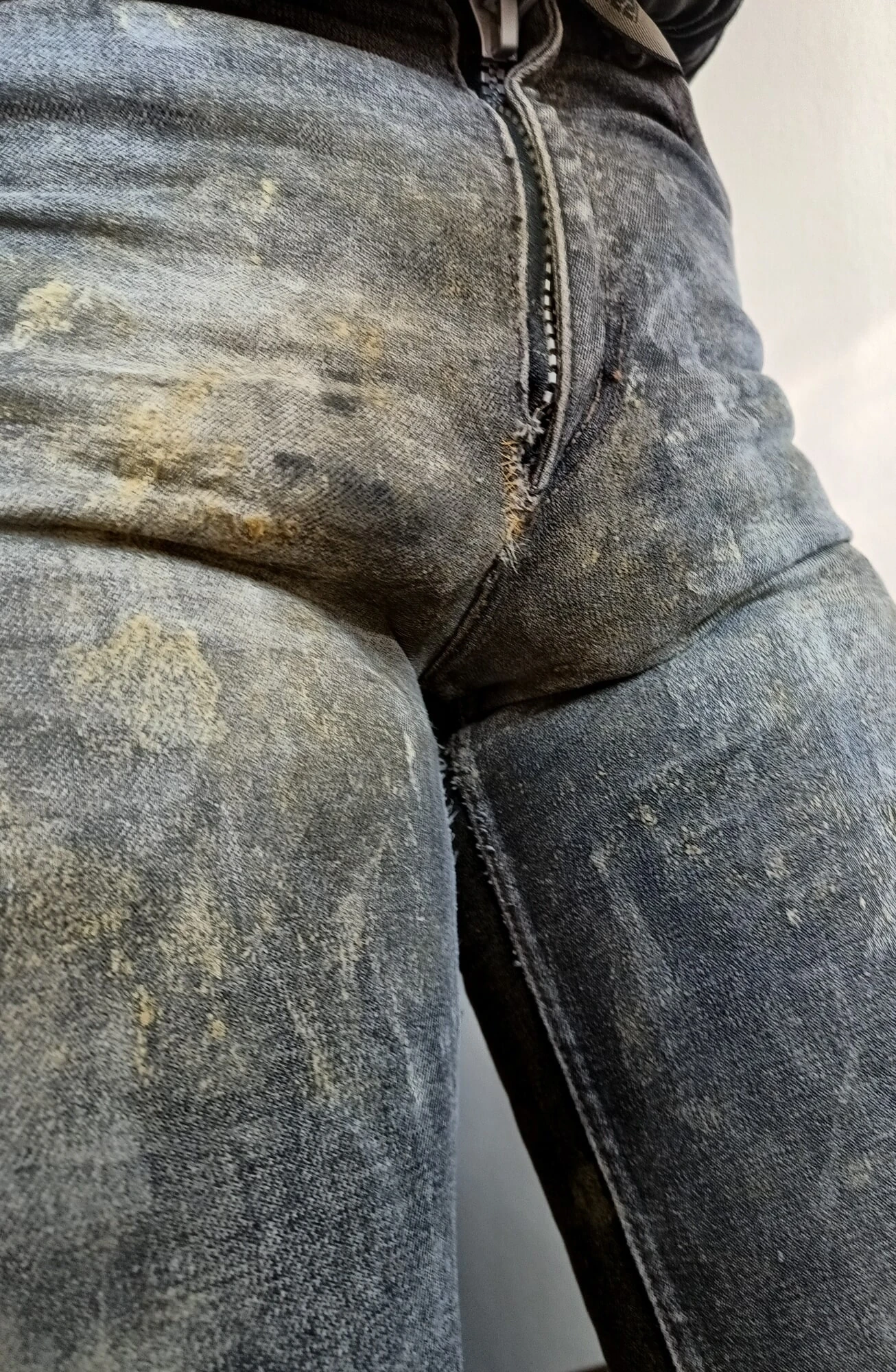 Cumrusted Sexjeans