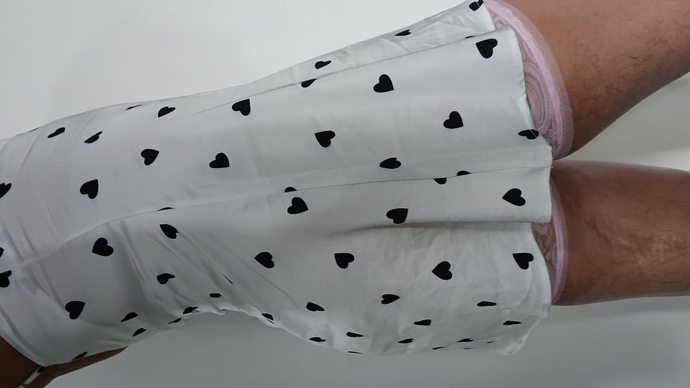 pretty little nightie with hearts and transparent pink stoki