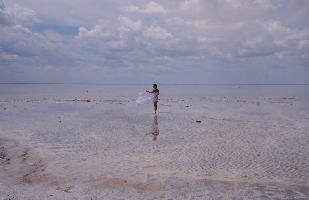 Whiter Shawl on Elton saltlake #20