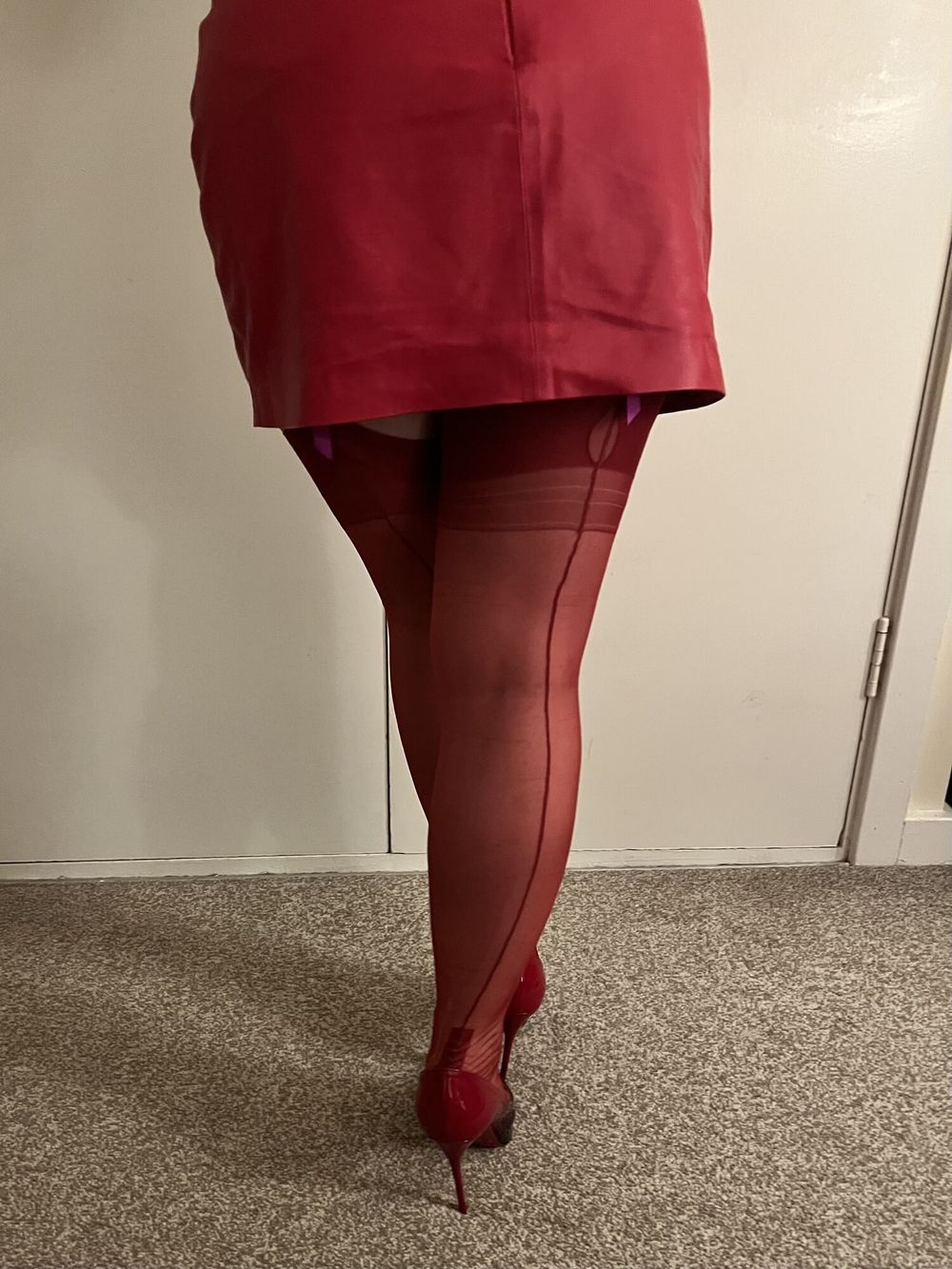 MILF dressed in stockings and skirt for night out #2