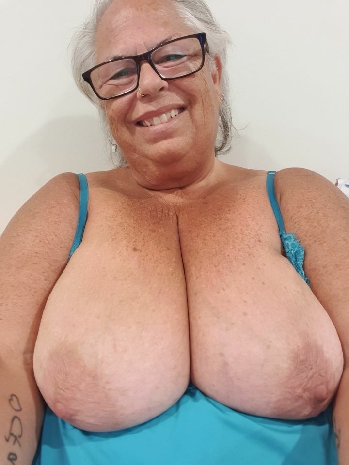 Mama's boobs #14