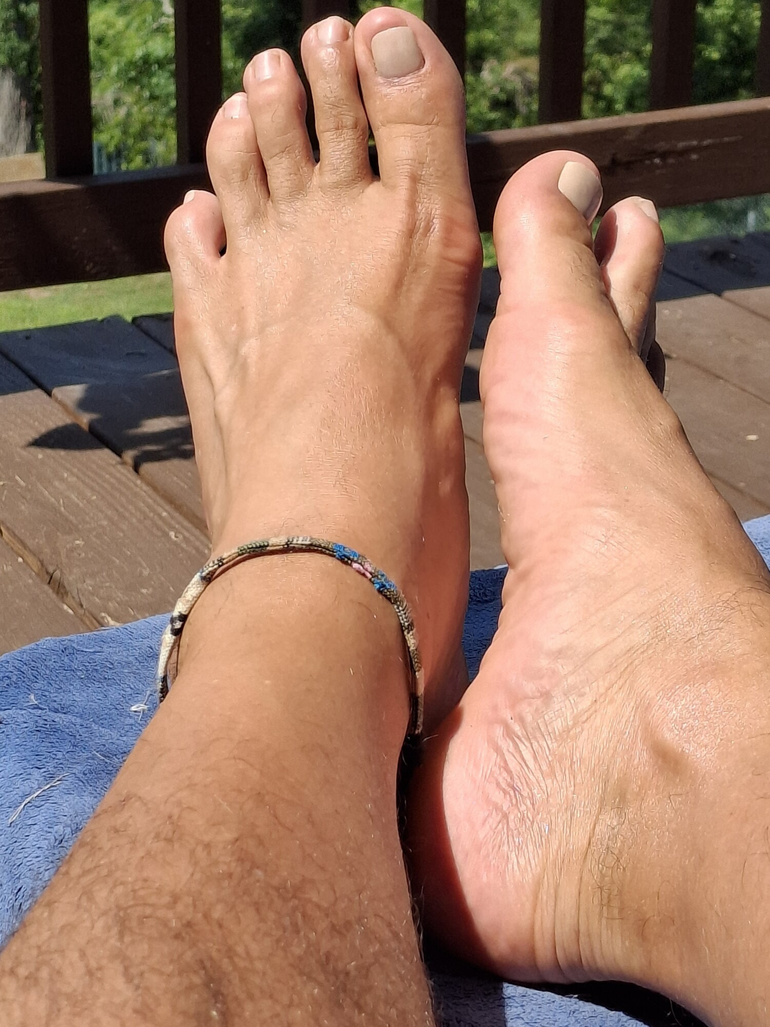 I need a footboy to pamper my well-kept feet #11
