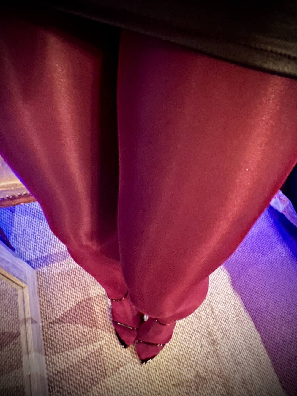 My new shiny & glossy pantyhose looks so hot ! #3