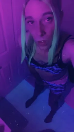 sexy rave school girl         