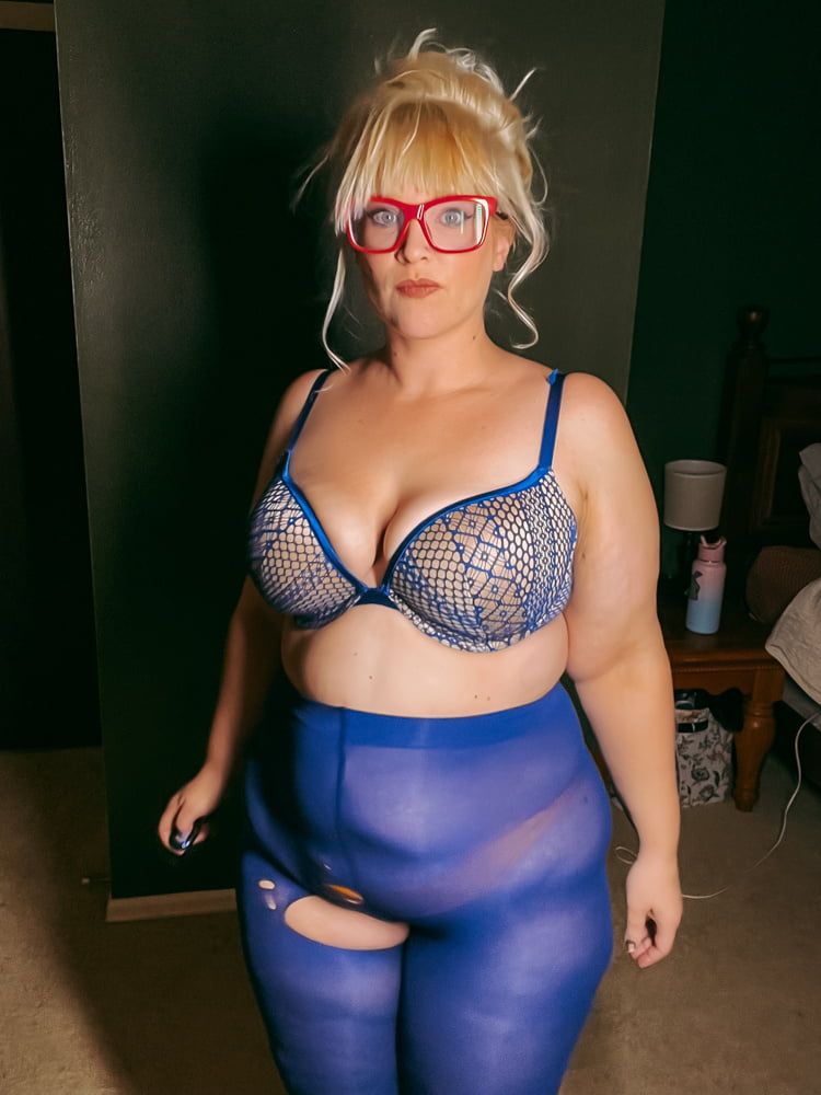 Blue Pantyhose Stinky Nylons Fat Ass BBW Milf Goddess #9