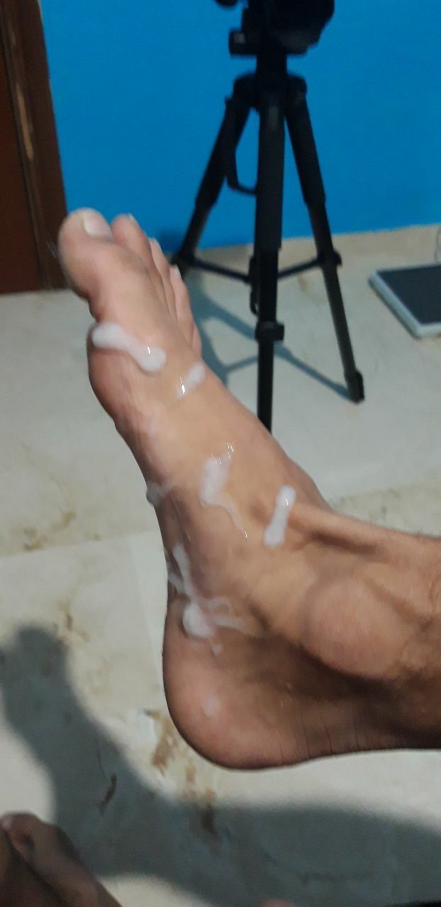 Cum or Foot Fetish? 