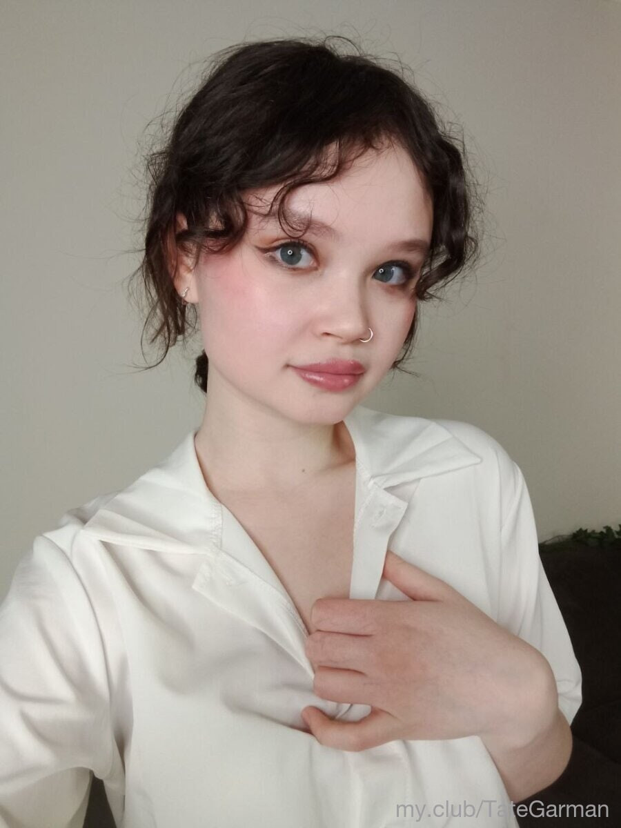 Emily Free Photos #31