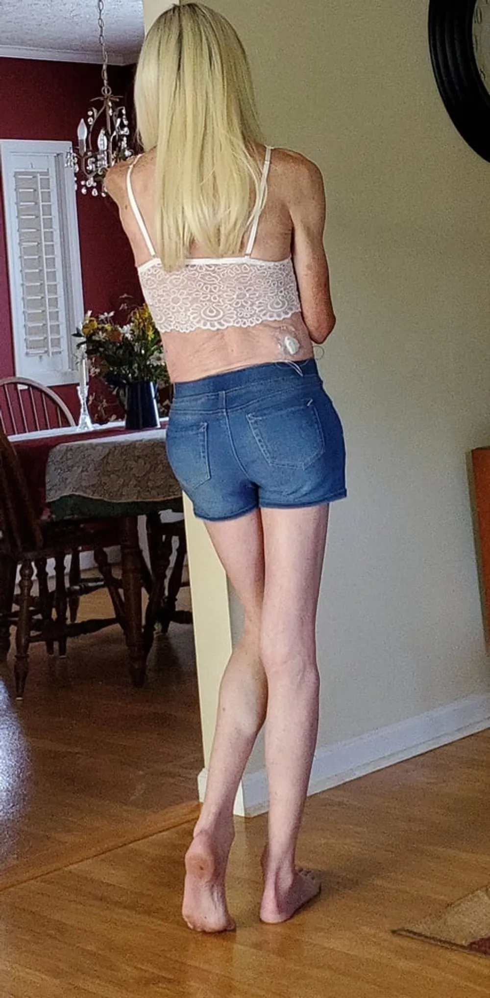 Bobbie short shorts #5