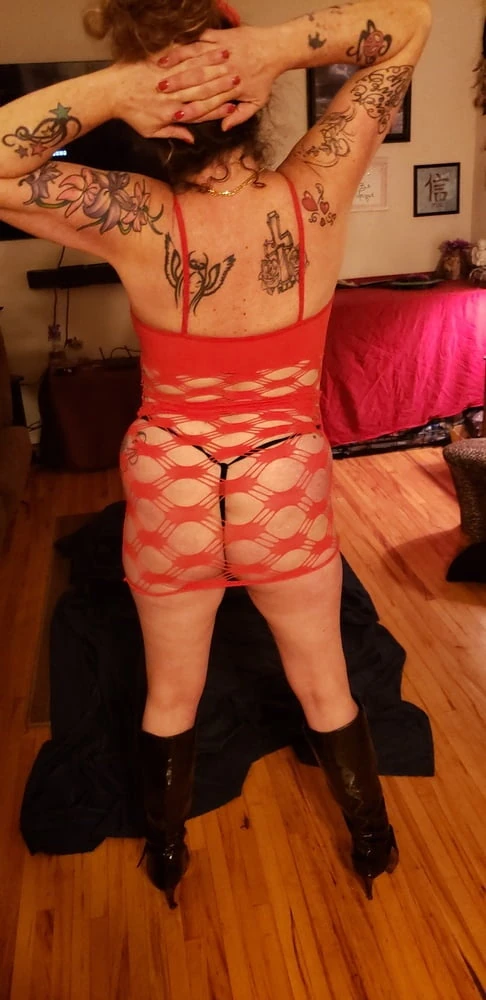 more in red #32