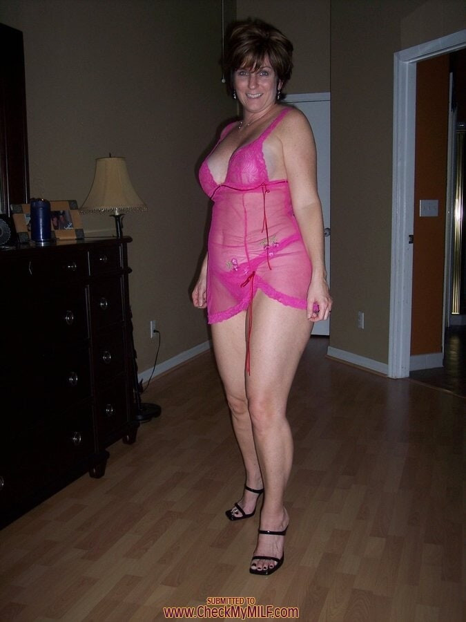 Come see more real homemade amateur MILFs at CheckMyMILF.com #6