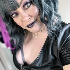 Tina Snua Selfies #70