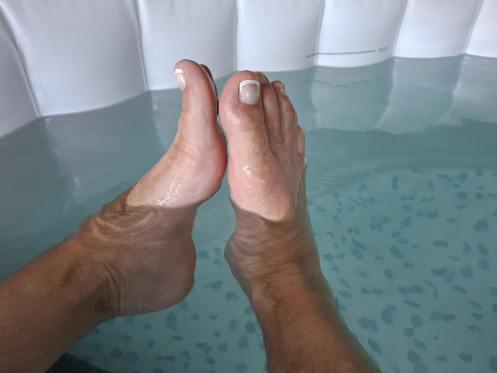 Do you want to suck my soft wet toes in my hot tub!? #19