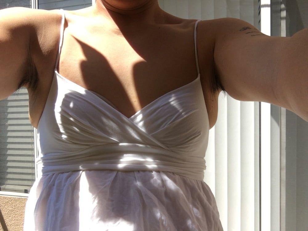 I love this white dress #5