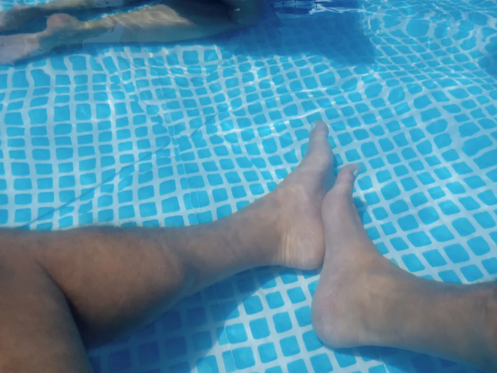 Under water feet 1 #4