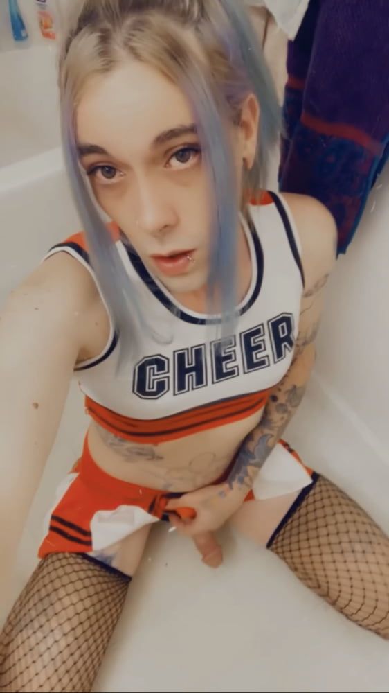 Hot Cheerleader #20