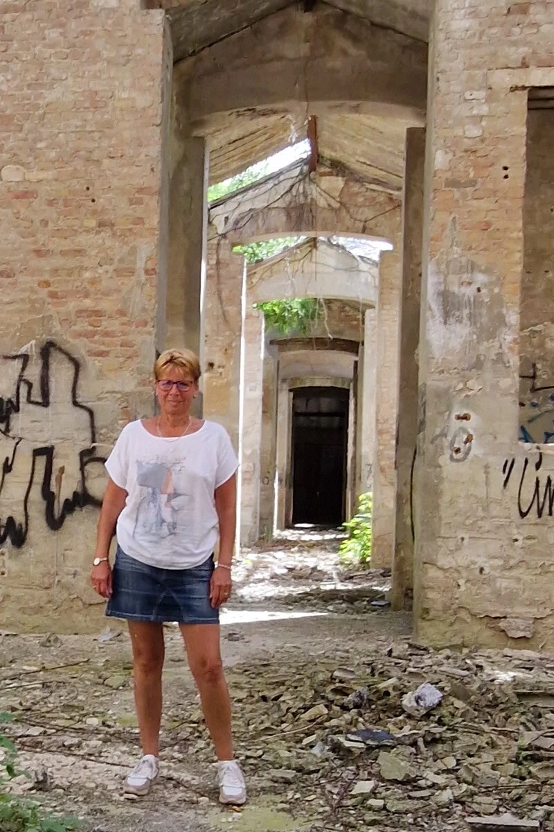 Silke lost place shooting #41