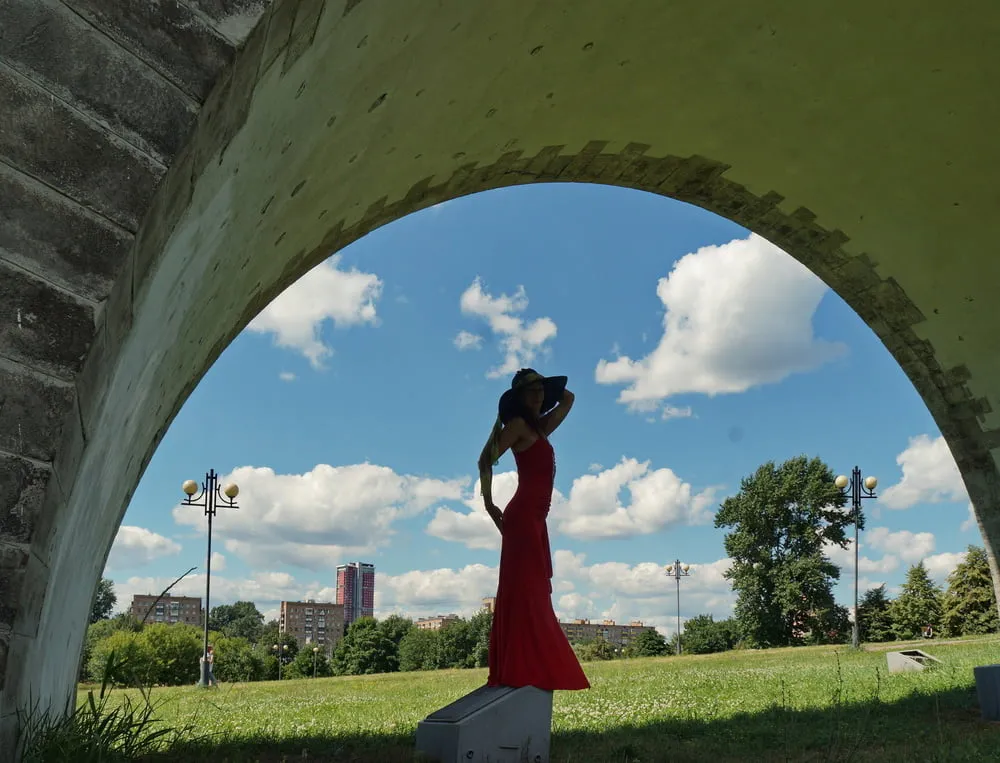 under the arch of the aqueduct #14