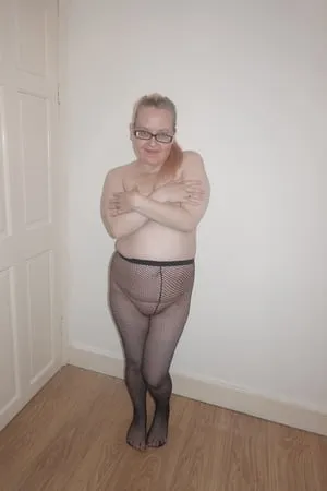 milf in fishnet pantyhose         