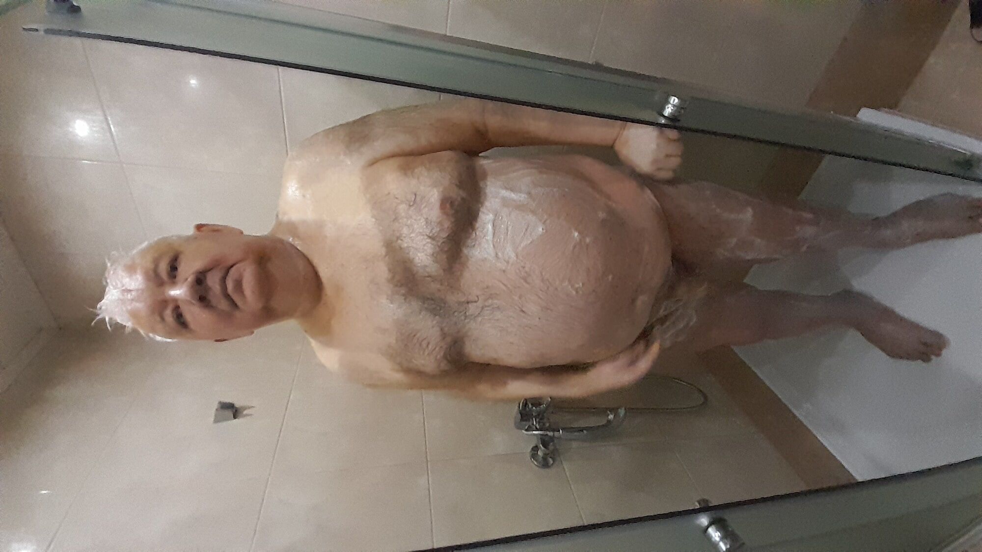 Shower daddy