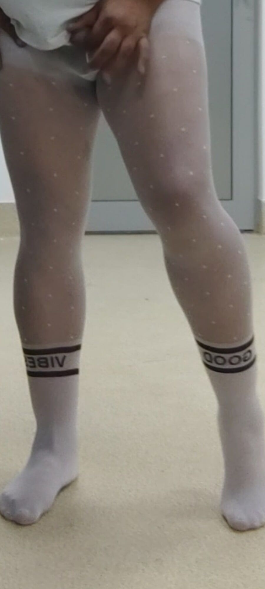 A pair of white dots pantyhose #13