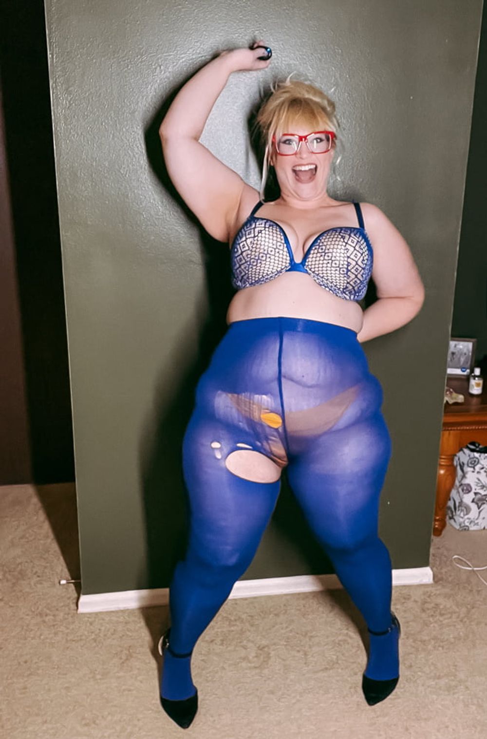 Blue Pantyhose Stinky Nylons Fat Ass BBW Milf Goddess #14