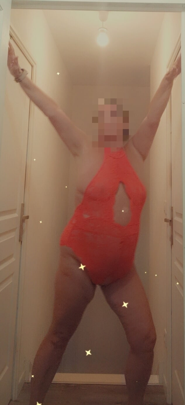 Big butt  red